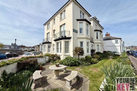 1 bedroom flat for sale, Sutherland House, 126 Stade Street, Hythe, Kent CT21 6DY