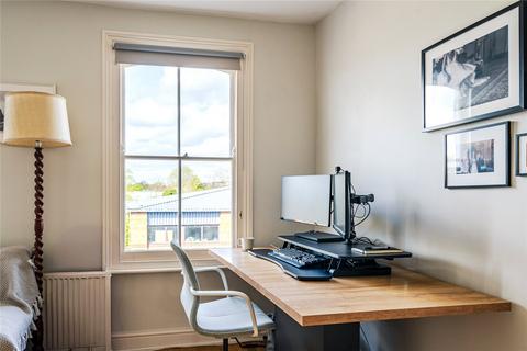 2 bedroom apartment for sale, Milkwood Road, London, SE24