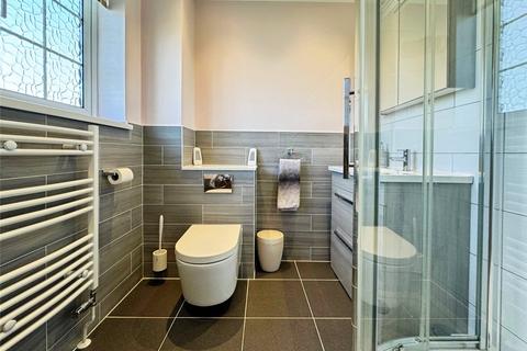 8 Doyle Gardens, Yateley, GU46 6XY