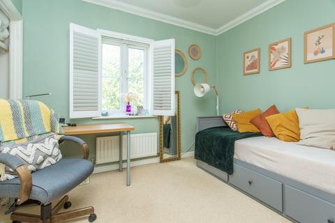 8 Birch Road, Canterbury, CT1 3BS