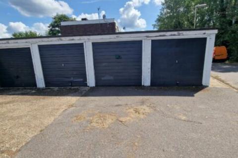 undefined, Ballantyne Road, Farnborough GU14