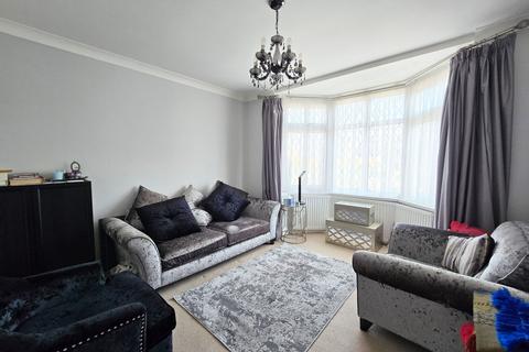4 bedroom semi-detached house for sale, Kitchener Road, Leicester, LE5