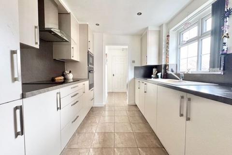 3 bedroom semi-detached house for sale, BOLINGBROKE ROAD, CLEETHORPES