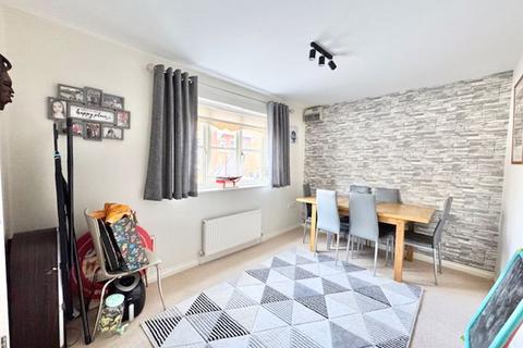 3 bedroom semi-detached house for sale, PETERSON DRIVE, NEW WALTHAM