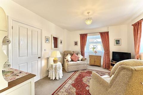 3 bedroom bungalow for sale, Hadley Road, Bilston, WV14 6RP