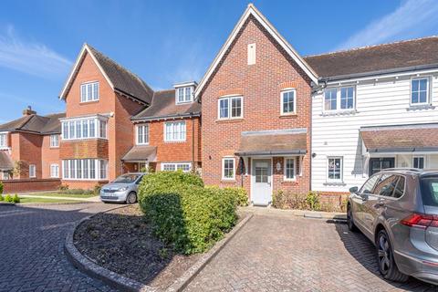 2 bedroom end of terrace house for sale, Lillywhite Road, Chichester