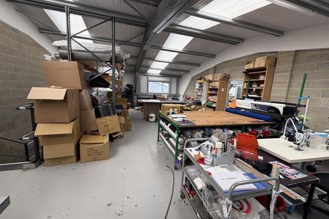 Industrial unit for sale, DOUBLE LIGHT INDUSTRIAL UNIT - FOR SALE