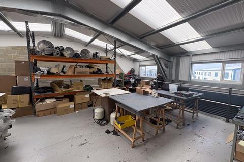 Industrial unit for sale, DOUBLE LIGHT INDUSTRIAL UNIT - FOR SALE