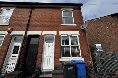 2 bedroom terraced house to rent, Chatham Street, Peartree, DE23