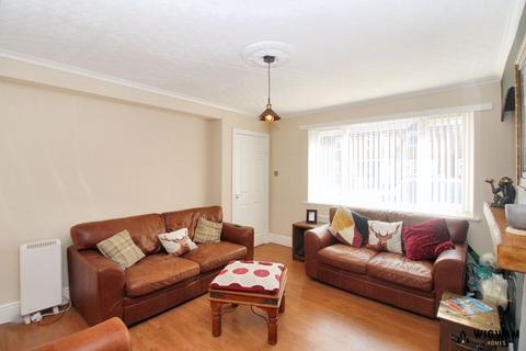 3 bedroom terraced house for sale, Athelstan Road, Beverley, HU17