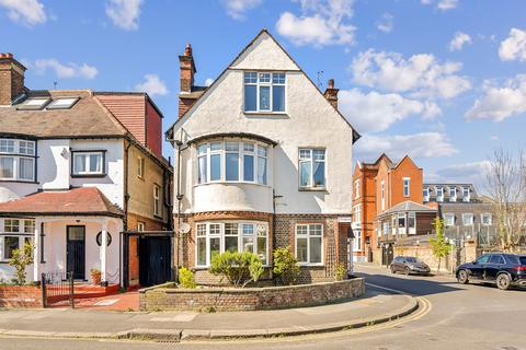 Compton Road, London, SW19