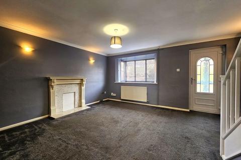 3 bedroom semi-detached house to rent, Deerhurst Place, Gloucester