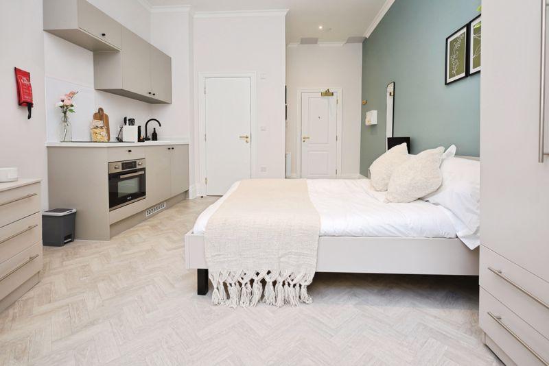 Bedroom (a)