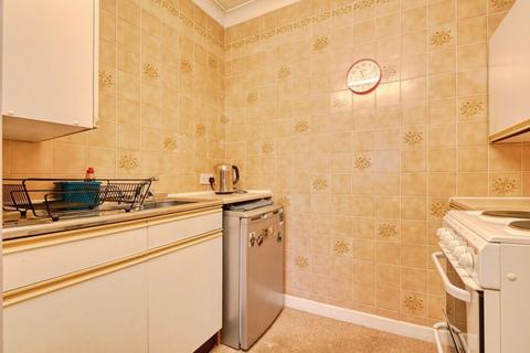 1 bedroom retirement property for sale, 82 Upper Holland Road, Sutton Coldfield B72