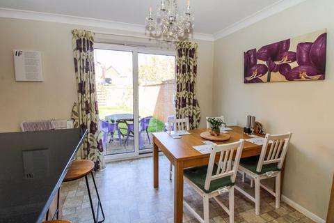 3 bedroom detached house for sale, Clover Close, Biggleswade SG18
