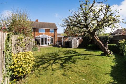 3 bedroom semi-detached house for sale, Sabel Close, Biggleswade SG18