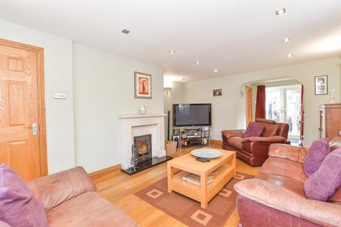 undefined, Buckingham Road, Petersfield, Hampshire