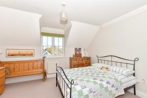 6 Boxgate, Crowborough, TN6 1SF