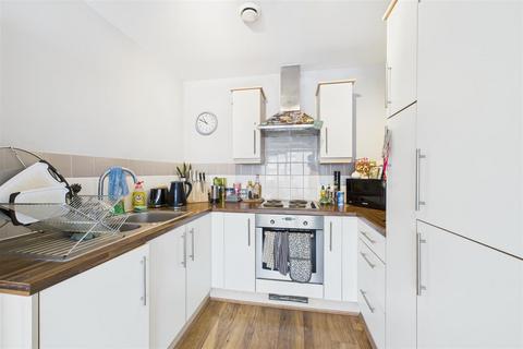 Flat 20, Oakley House, 4 Hotspur Street, London, SE11 6BT