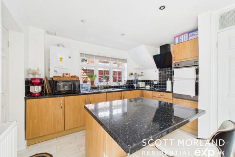 7 Hastings Close, Basingstoke, RG23 8ES