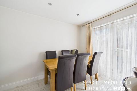 7 Hastings Close, Basingstoke, RG23 8ES