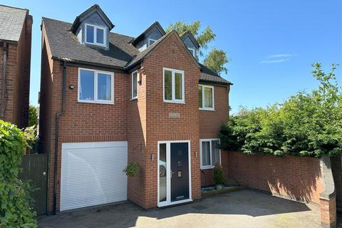 Jade House Cotes Road, Burbage, Hinckley, LE10 2HJ