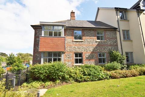 2 bedroom retirement property for sale, Church Road, Bembridge, Isle of Wight, PO35 5AA