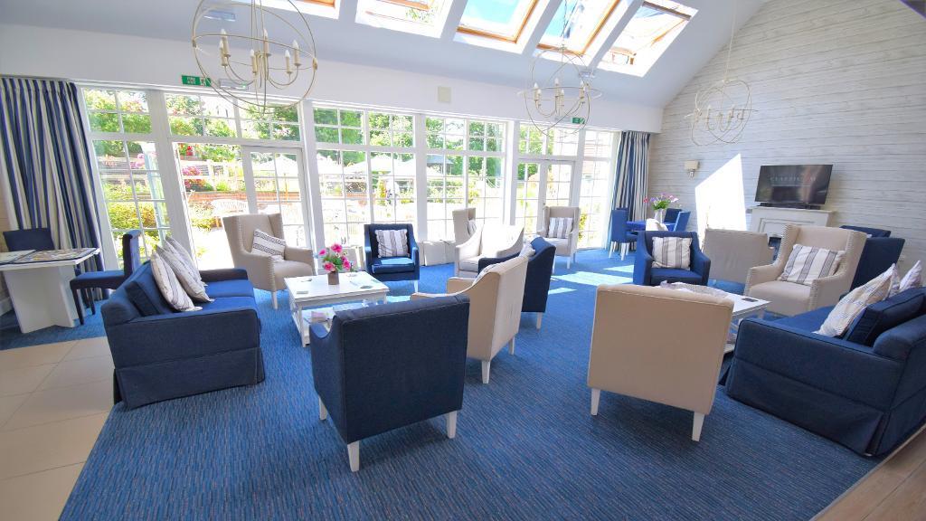 Communal Lounge