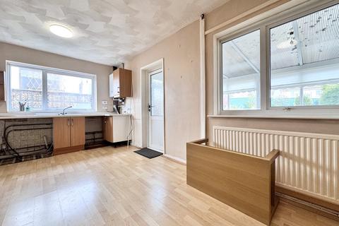 6 The Crescent, Aberdare, CF44 8TN
