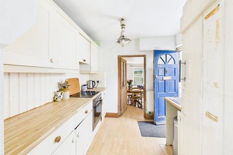 14 Mount Pleasant, Stroud, GL5 1NA