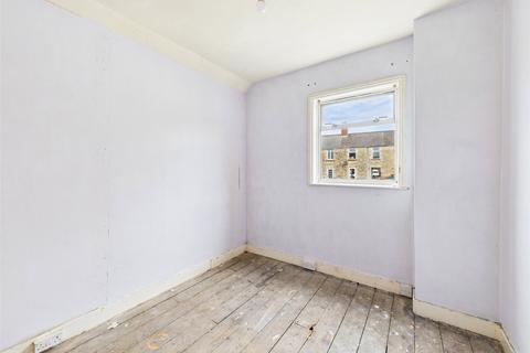 14 Mount Pleasant, Stroud, GL5 1NA