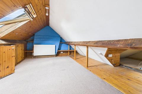 14 Mount Pleasant, Stroud, GL5 1NA