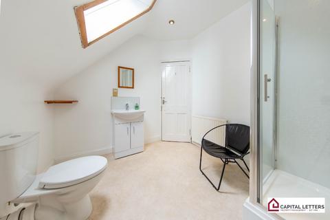 3 bedroom maisonette to rent, Victoria Street, Aberdeen AB10