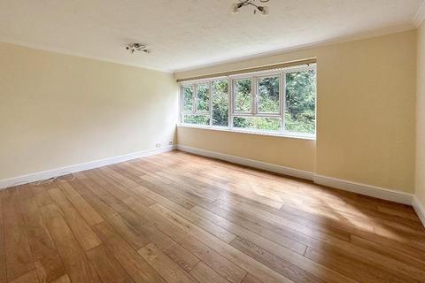 2 bedroom flat for sale, Succombs Hill, Warlingham, Surrey, CR6 9JG