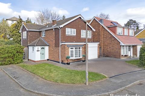 12 The Terlings, Brentwood, CM14 4NG