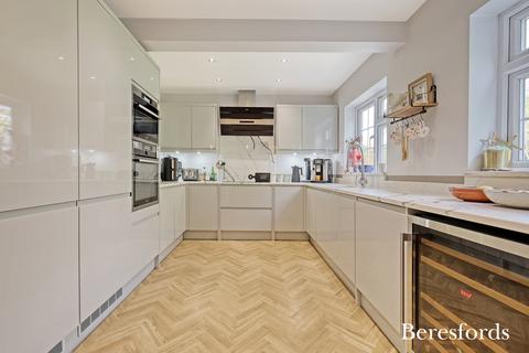 12 The Terlings, Brentwood, CM14 4NG
