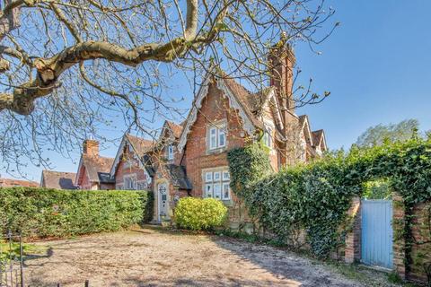 4 bedroom semi-detached house for sale, High Street, Biddenden, Kent, TN27 8AL