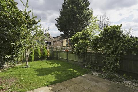 4 bedroom semi-detached house for sale, Birch Grove, London, E11