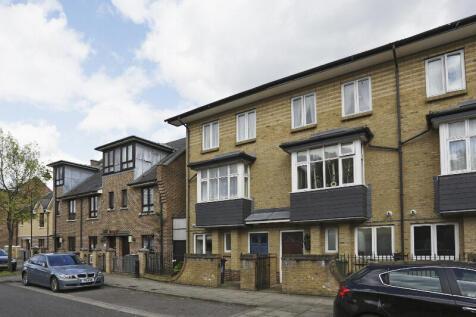85138 house birch grove london greater london e11