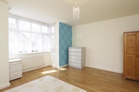 85138 house birch grove london greater london e11