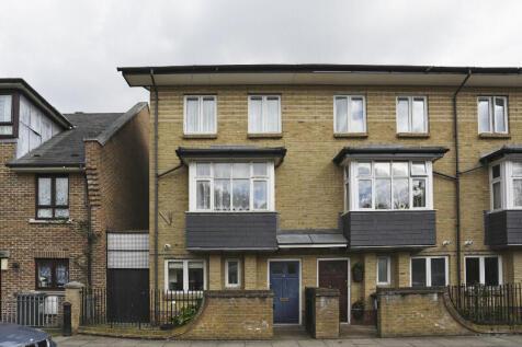 4 bedroom Semi Detached for sale