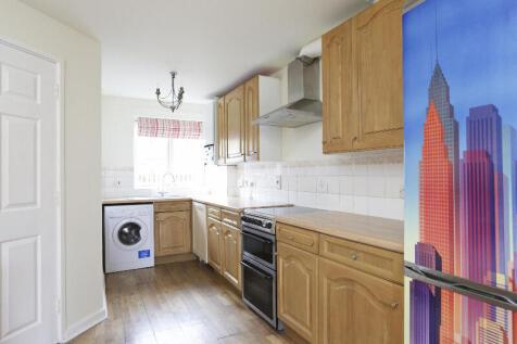 85138 house birch grove london greater london e11