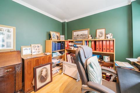 59 Lyme Road, Crewkerne, TA18 8HF