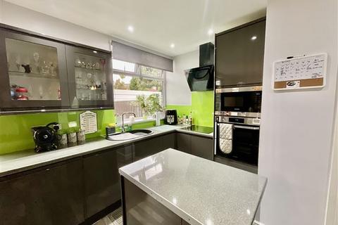 19 Rotherham Road, Sheffield, S13 9LJ