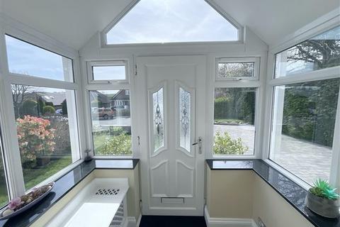 38 Blackbrook Drive, Sheffield, S10 4LS