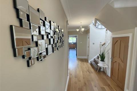 38 Blackbrook Drive, Sheffield, S10 4LS
