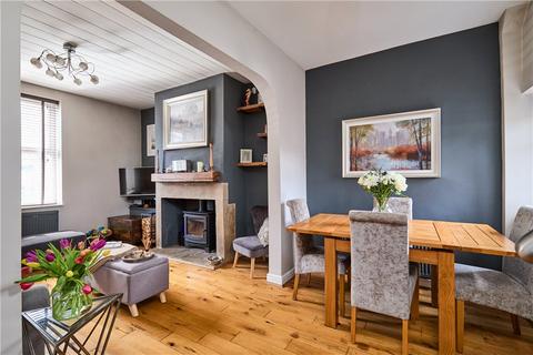 2 bedroom end of terrace house for sale, Northgate, Baildon, West Yorkshire, BD17