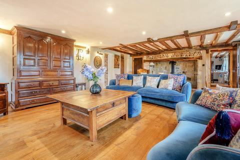 4 bedroom detached house for sale, Broad Street, Monks Horton, Kent