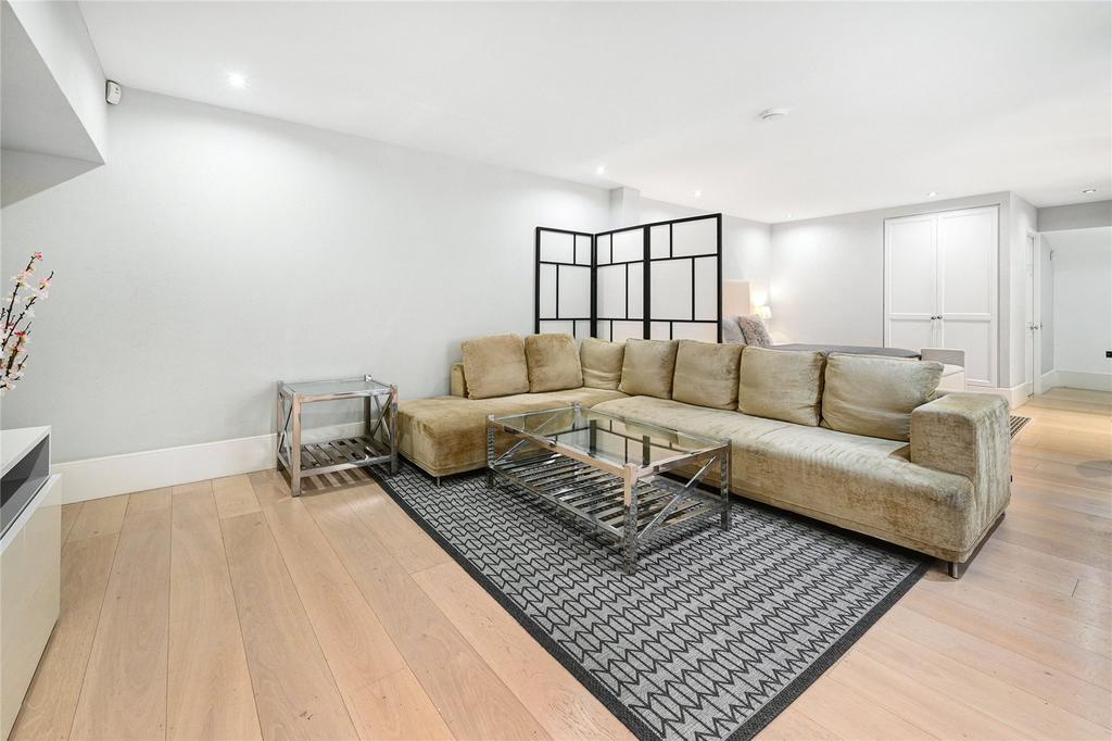 Apartment in London - View 2