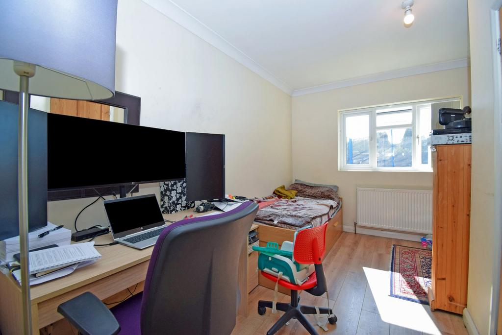 Bedroom 4/Reception
